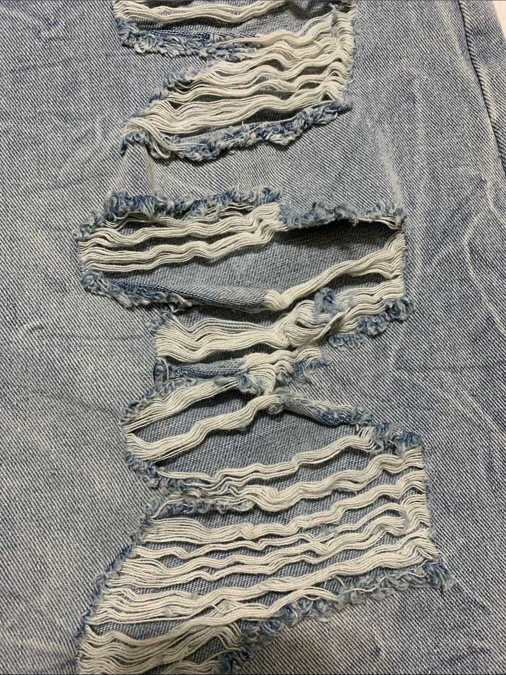 Fashion Nova Light Blue Ripped Men's Denim Shorts
